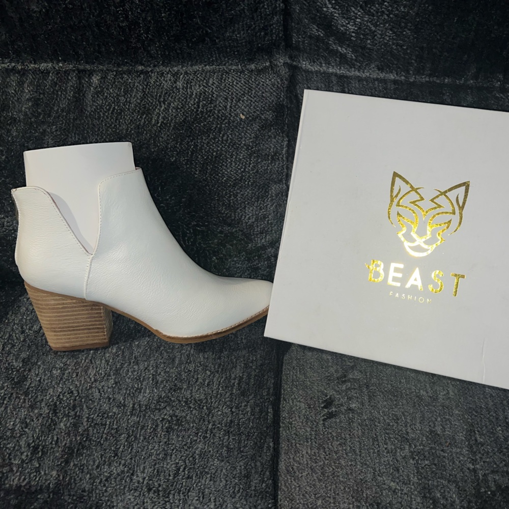 💗SOLD💗Beast Booties